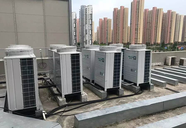 冬天空調(diào)開多少度比較合適,冬天家里的空調(diào)開多少°C好